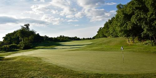 Raspberry Falls Golf & Hunt Club Golf Package